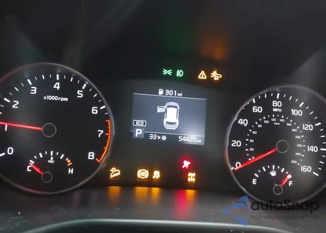 2020 Kia Sportage Lx z USA, uszkodzony, nr VIN KNDPMCAC2L7777885